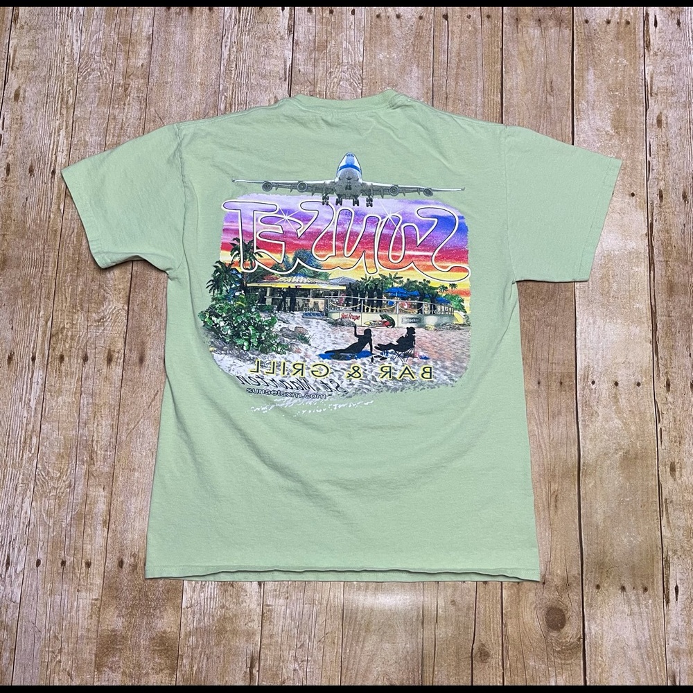 Graphic‎ tee - Picture 4 of 4